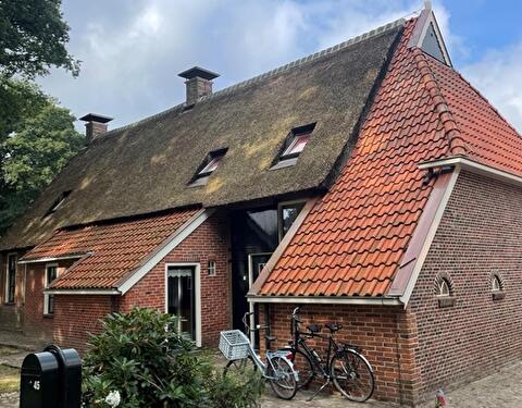 Koperwerk, prefab en timmerwerk.
